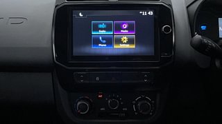 Used 2022 Renault Kwid 1.0L RXT(O) AMT Petrol Automatic interior MUSIC SYSTEM & AC CONTROL VIEW