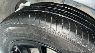 Used 2018 Maruti Suzuki Ignis [2017-2020] Alpha AMT Petrol Petrol Automatic tyres RIGHT REAR TYRE TREAD VIEW
