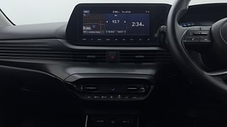 Used 2021 Hyundai New i20 Asta 1.0 Turbo IMT Petrol Manual interior MUSIC SYSTEM & AC CONTROL VIEW