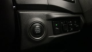 Used 2016 Maruti Suzuki Vitara Brezza [2016-2020] ZDi Plus Diesel Manual top_features Keyless start