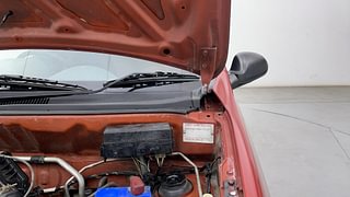 Used 2013 Maruti Suzuki Alto 800 Lxi Petrol Manual engine ENGINE LEFT SIDE HINGE & APRON VIEW