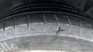 Used 2021 Ford Figo Aspire [2019-2021] Titanium Plus 1.2 Ti-VCT Petrol Manual tyres RIGHT FRONT TYRE TREAD VIEW
