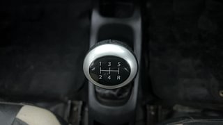 Used 2017 Maruti Suzuki Wagon R 1.0 [2013-2019] LXi CNG Petrol+cng Manual interior GEAR  KNOB VIEW