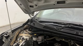 Used 2022 Honda Amaze 1.2 VX i-VTEC Petrol Manual engine ENGINE RIGHT SIDE HINGE & APRON VIEW
