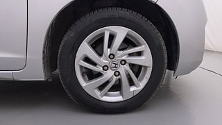 Used 2017 honda Jazz V CVT Petrol Automatic tyres RIGHT FRONT TYRE RIM VIEW