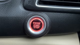 Used 2021 honda Amaze 1.2 VX CVT i-VTEC Petrol Automatic top_features Keyless start