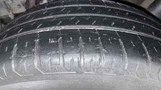 Used 2019 Hyundai Verna [2017-2020] 1.6 VTVT SX (O) Petrol Manual tyres LEFT REAR TYRE TREAD VIEW