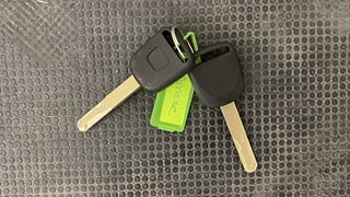 Used 2016 Honda Amaze 1.2L E Petrol Manual extra CAR KEY VIEW