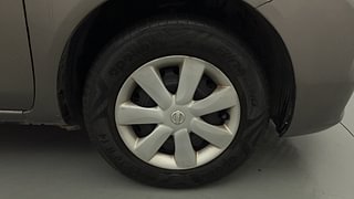 Used 2013 Nissan Sunny [2011-2014] XL Petrol Manual tyres RIGHT FRONT TYRE RIM VIEW