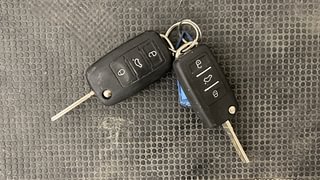 Used 2016 Volkswagen Polo [2014-2020] Highline 1.5 (D) Diesel Manual extra CAR KEY VIEW