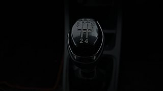 Used 2021 renault Kwid 1.0 RXT Opt Petrol Manual interior GEAR  KNOB VIEW