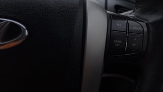 Used 2015 Mahindra XUV500 [2015-2018] W10 Diesel Manual top_features Cruise control
