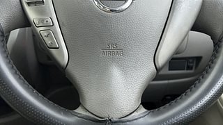 Used 2016 Nissan Micra [2013-2020] XL Diesel Diesel Manual top_features Airbags