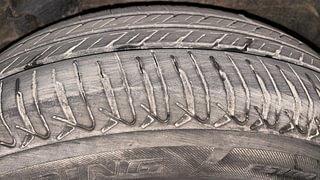 Used 2013 Hyundai i10 magna 1.1 Petrol Manual tyres LEFT REAR TYRE TREAD VIEW