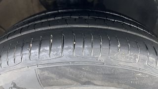 Used 2017 Volkswagen Polo [2014-2020] Highline 1.5 (D) Diesel Manual tyres RIGHT FRONT TYRE TREAD VIEW