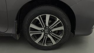 Used 2024 honda City V 4th Gen Petrol Manual tyres RIGHT FRONT TYRE RIM VIEW