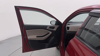 Used 2016 Hyundai Elite i20 [2014-2018] Sportz 1.4 CRDI Diesel Manual interior LEFT FRONT DOOR OPEN VIEW