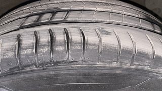 Used 2020 Hyundai New Santro 1.1 Sportz AMT Petrol Automatic tyres RIGHT FRONT TYRE TREAD VIEW