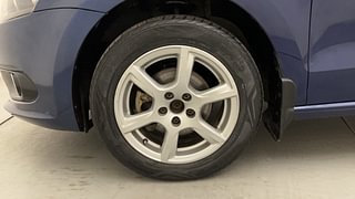 Used 2013 volkswagen Vento 1.6L Highline Petrol Petrol Manual tyres LEFT FRONT TYRE RIM VIEW