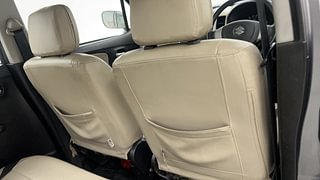 Used 2017 Maruti Suzuki Wagon R 1.0 [2013-2019] LXi CNG Petrol+cng Manual top_features Front seat pockets