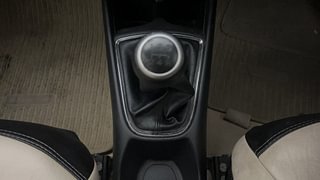 Used 2022 Honda Amaze 1.2 VX i-VTEC Petrol Manual interior GEAR  KNOB VIEW