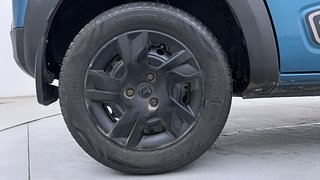Used 2021 renault Kwid 1.0 RXT Opt Petrol Manual tyres RIGHT REAR TYRE RIM VIEW