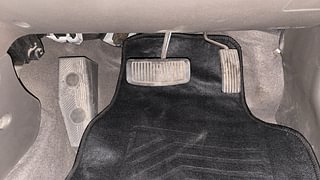 Used 2012 Hyundai i10 [2010-2016] Sportz AT Petrol Petrol Automatic interior PEDALS VIEW