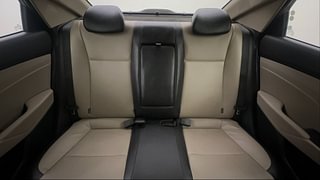 Used 2019 Hyundai Verna [2017-2020] 1.6 VTVT SX (O) Petrol Manual interior REAR SEAT CONDITION VIEW