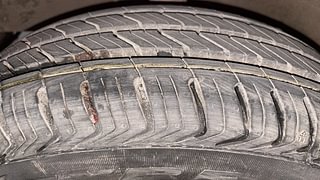 Used 2013 Hyundai i10 magna 1.1 Petrol Manual tyres LEFT FRONT TYRE TREAD VIEW
