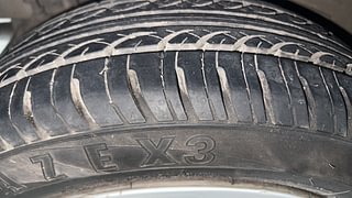Used 2018 Hyundai Grand i10 Magna 1.2 Kappa VTVT Petrol Manual tyres RIGHT REAR TYRE TREAD VIEW