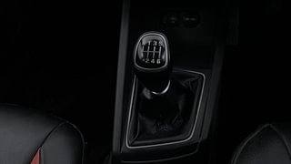 Used 2016 Hyundai Elite i20 [2014-2018] Sportz 1.4 CRDI Diesel Manual interior GEAR  KNOB VIEW