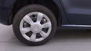 Used 2015 Volkswagen Polo [2015-2019] Comfortline 1.2L (P) Petrol Manual tyres RIGHT REAR TYRE RIM VIEW