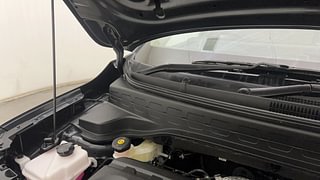 Used 2023 Kia Sonet HTX Diesel IMT Diesel Manual engine ENGINE RIGHT SIDE HINGE & APRON VIEW