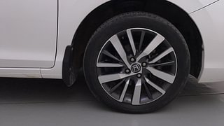 Used 2021 Honda City ZX CVT Petrol Automatic tyres RIGHT FRONT TYRE RIM VIEW