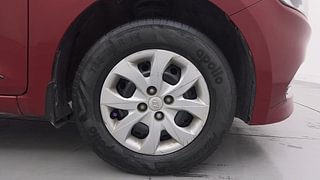 Used 2016 Hyundai Elite i20 [2014-2018] Sportz 1.4 CRDI Diesel Manual tyres RIGHT FRONT TYRE RIM VIEW