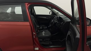 Used 2019 Maruti Suzuki Vitara Brezza [2018-2020] ZDI PLUS AT Dual Tone Diesel Automatic interior RIGHT SIDE FRONT DOOR CABIN VIEW