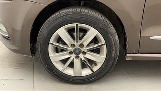 Used 2016 Volkswagen Polo [2014-2020] Highline 1.5 (D) Diesel Manual tyres LEFT FRONT TYRE RIM VIEW