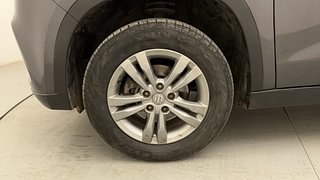 Used 2016 Maruti Suzuki Vitara Brezza [2016-2020] ZDi Plus Diesel Manual tyres LEFT FRONT TYRE RIM VIEW