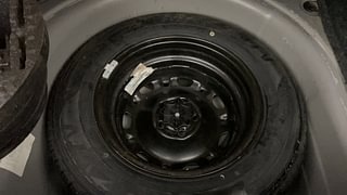 Used 2016 Volkswagen Polo [2014-2020] Highline 1.5 (D) Diesel Manual tyres SPARE TYRE VIEW