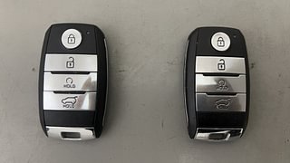 Used 2023 Kia Sonet HTX Diesel IMT Diesel Manual extra CAR KEY VIEW