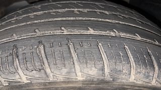 Used 2019 Renault Duster [2015-2019] 85 PS RXS MT Diesel Manual tyres LEFT REAR TYRE TREAD VIEW