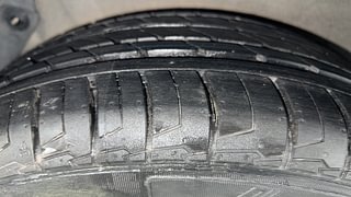 Used 2016 Hyundai Fluidic Verna 4S [2015-2017] 1.6 CRDi SX Diesel Manual tyres RIGHT REAR TYRE TREAD VIEW