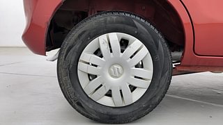 Used 2013 Maruti Suzuki Alto 800 Lxi Petrol Manual tyres RIGHT REAR TYRE RIM VIEW