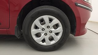 Used 2016 Hyundai Elite i20 [2014-2018] Magna 1.2 Petrol Manual tyres RIGHT FRONT TYRE RIM VIEW