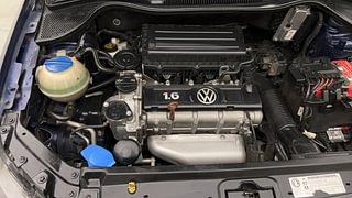 Used 2013 volkswagen Vento 1.6L Highline Petrol Petrol Manual engine ENGINE RIGHT SIDE VIEW