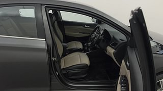Used 2019 Hyundai Verna [2017-2020] 1.6 VTVT SX (O) Petrol Manual interior RIGHT SIDE FRONT DOOR CABIN VIEW