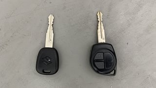 Used 2012 Maruti Suzuki Swift [2011-2017] VXi Petrol Manual extra CAR KEY VIEW