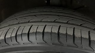 Used 2023 Maruti Suzuki XL6 Zeta AT Petrol Petrol Automatic tyres RIGHT FRONT TYRE TREAD VIEW