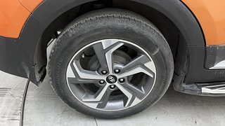 Used 2018 Hyundai Creta [2018-2020] 1.6 SX (O) Diesel Manual tyres RIGHT REAR TYRE RIM VIEW