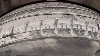 Used 2018 Datsun Redi-GO [2015-2019] S 1.0 AMT Petrol Automatic tyres LEFT FRONT TYRE TREAD VIEW